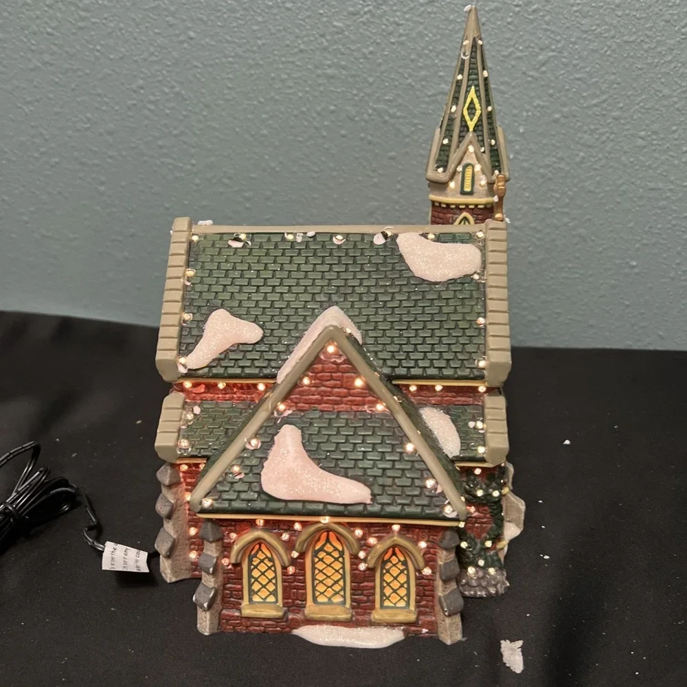 Vintage Dickens Collectables Fiber Optic Christmas Victorian Series Church W Box